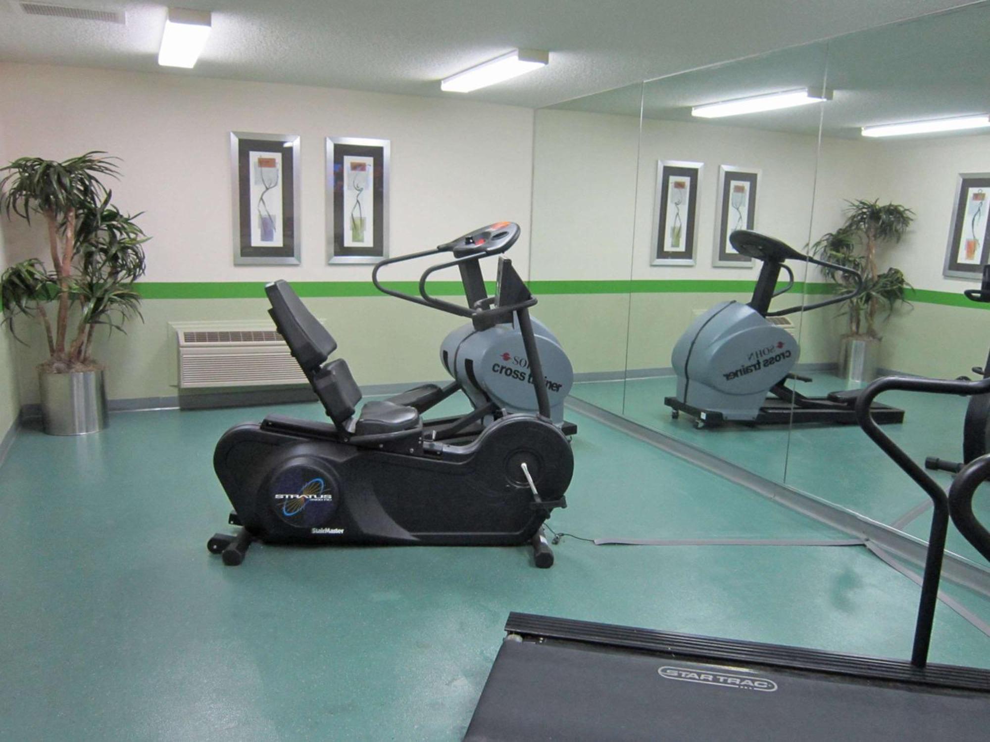 Extended Stay America Suites - Fort Lauderdale - Cypress Creek - Nw 6Th Way Ngoại thất bức ảnh