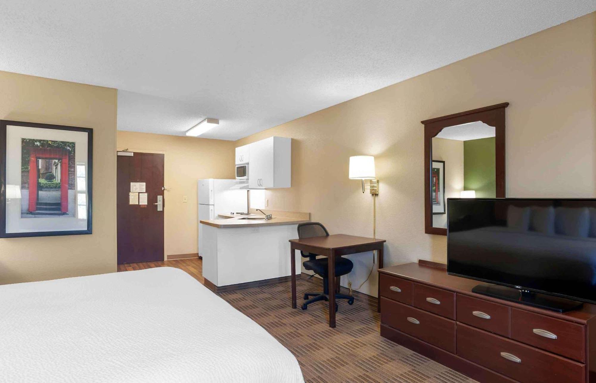 Extended Stay America Suites - Fort Lauderdale - Cypress Creek - Nw 6Th Way Ngoại thất bức ảnh