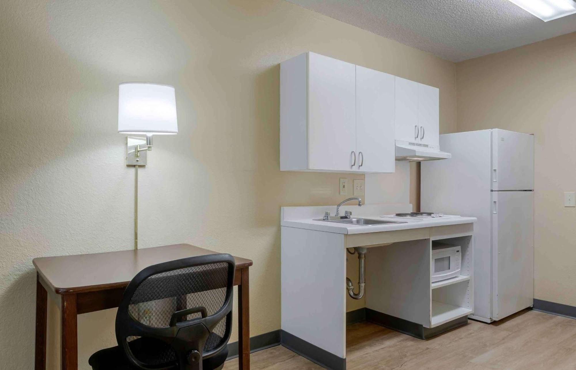 Extended Stay America Suites - Fort Lauderdale - Cypress Creek - Nw 6Th Way Ngoại thất bức ảnh