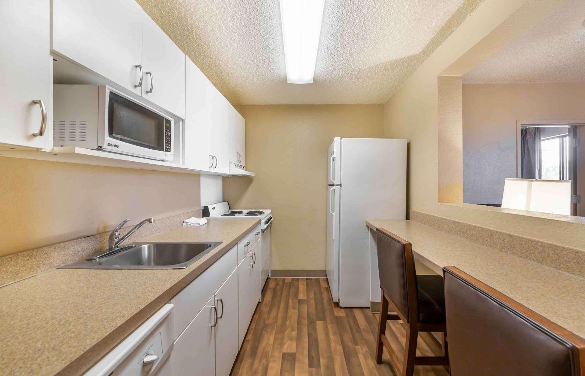 Extended Stay America Suites - Fort Lauderdale - Cypress Creek - Nw 6Th Way Ngoại thất bức ảnh