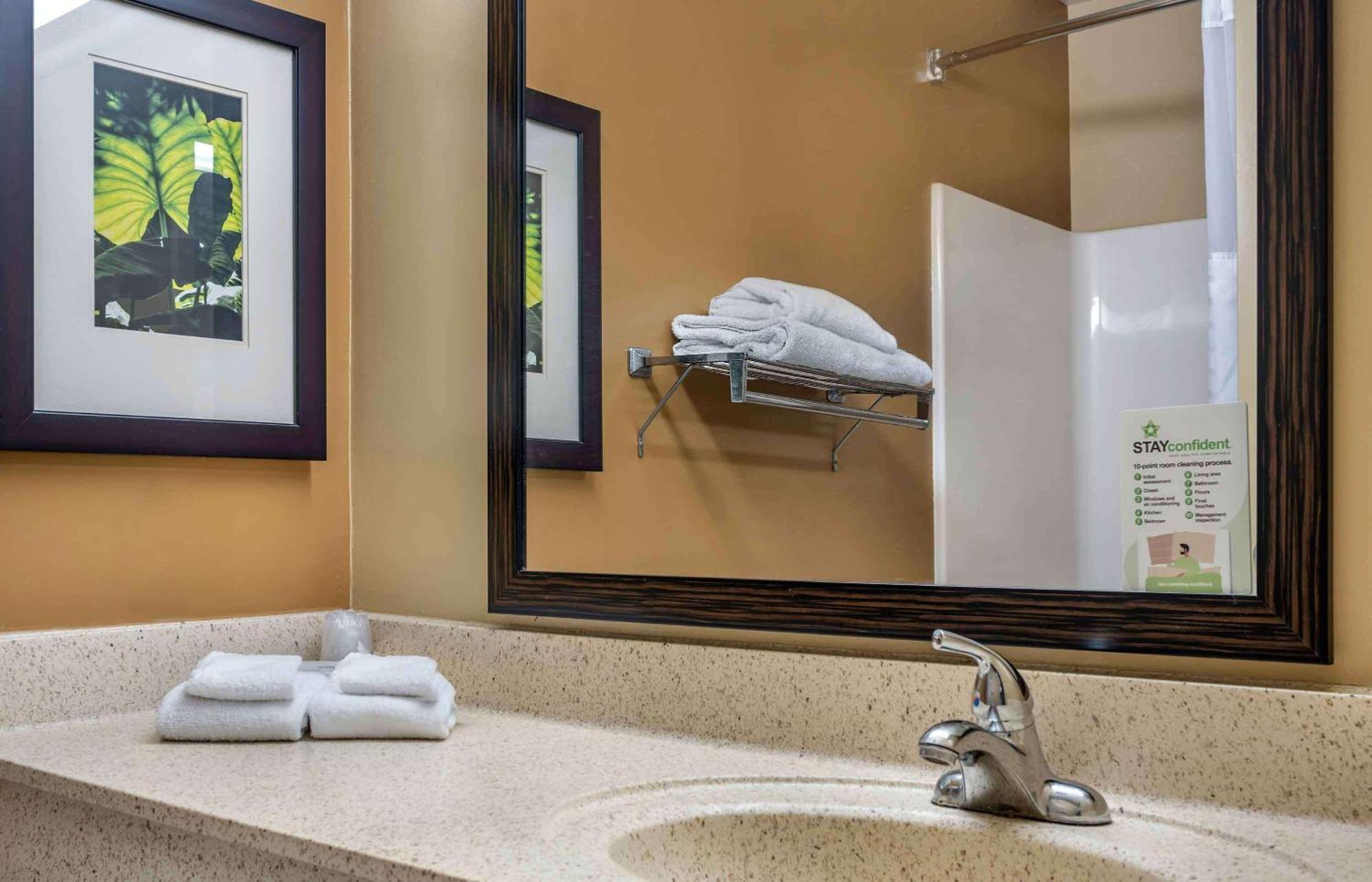 Extended Stay America Suites - Fort Lauderdale - Cypress Creek - Nw 6Th Way Ngoại thất bức ảnh