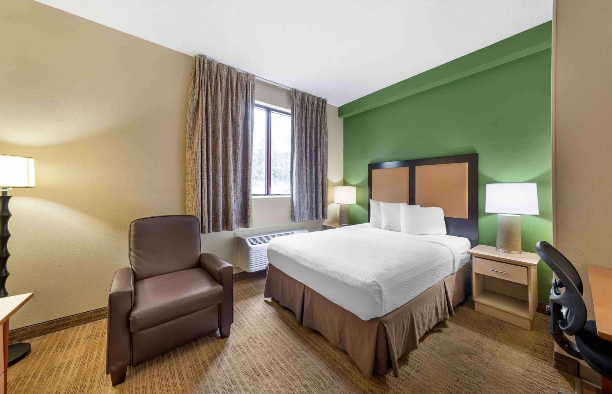 Extended Stay America Suites - Fort Lauderdale - Cypress Creek - Nw 6Th Way Ngoại thất bức ảnh