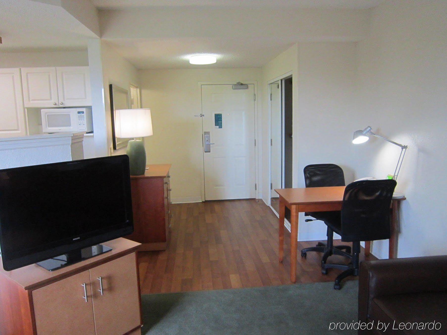 Extended Stay America Suites - Fort Lauderdale - Cypress Creek - Nw 6Th Way Ngoại thất bức ảnh
